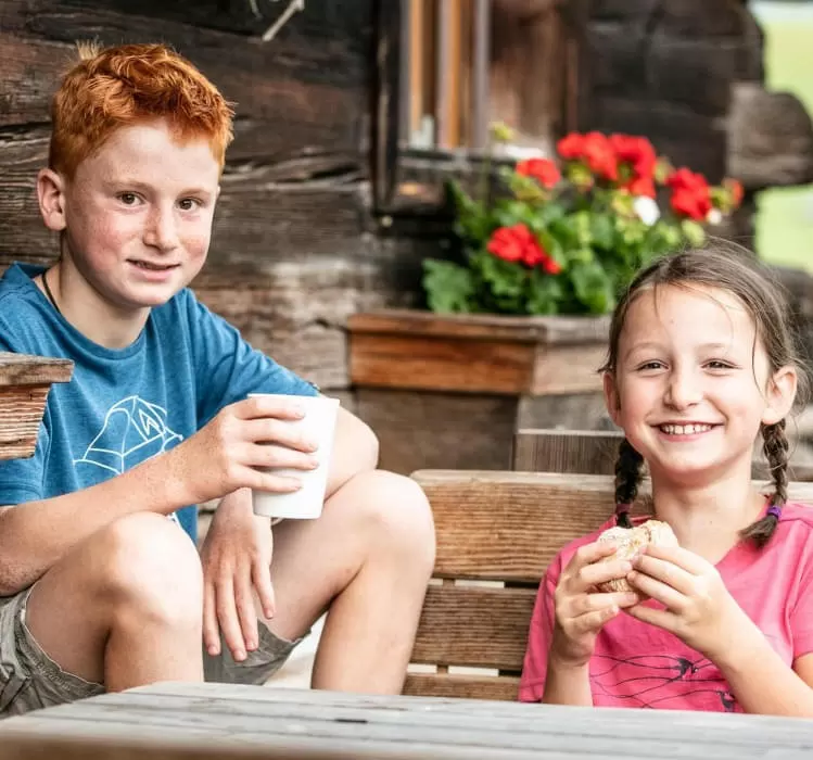 UnserBerghof_Erpfendorf_Hotel_Urlaub_KitzbuhelerAlpen_Sommerurlaub_c_mirja_geh_58