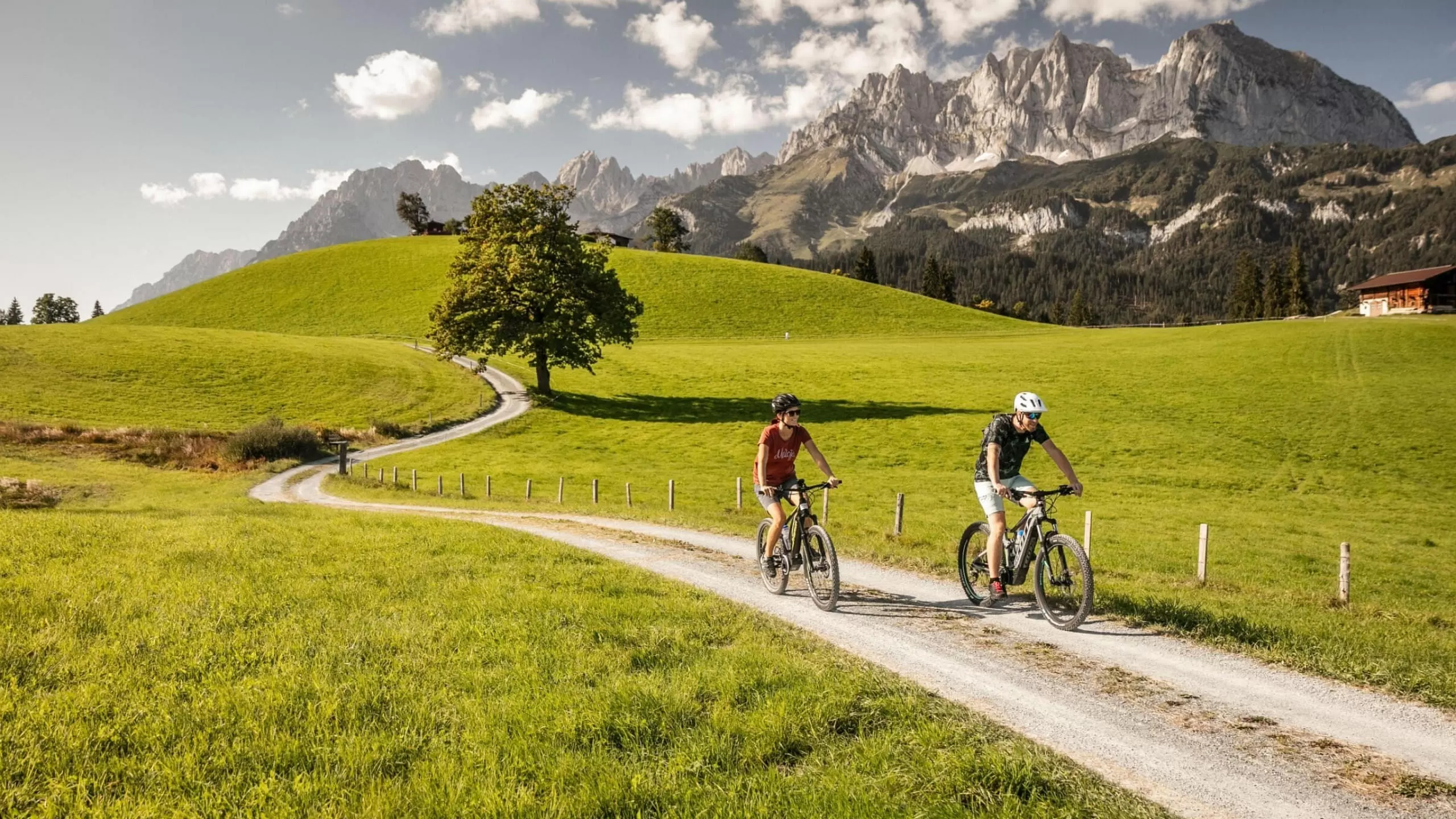 UnserBerghof_Erpfendorf_Hotel_Urlaub_KitzbuhelerAlpen_ebike_mirja_geh_9