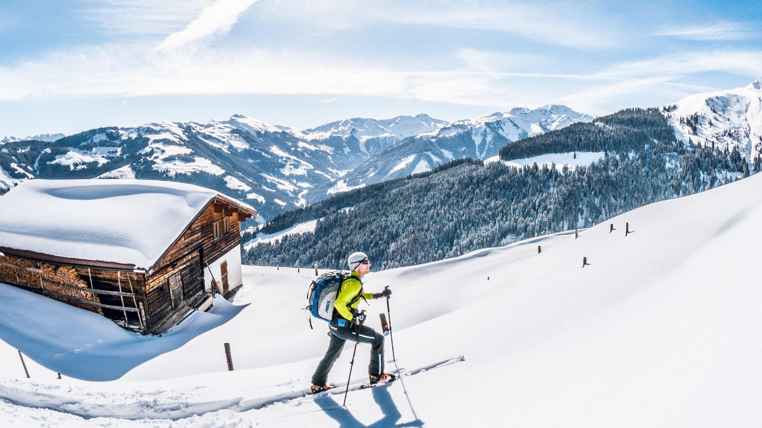 skitour-mit-perfekter-aussicht-in-den-kitzbueheler-alpen